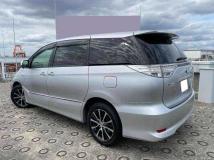 2013 Toyota Estima Hybrid