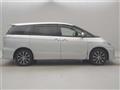 2015 Toyota Estima Hybrid