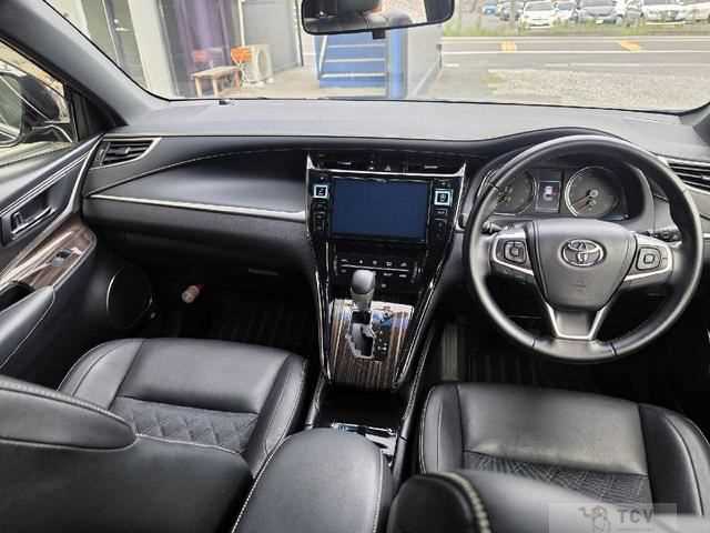 2015 Toyota Harrier