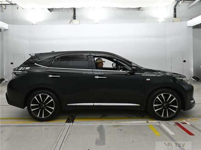 2015 Toyota Harrier