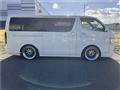 2004 Toyota Hiace