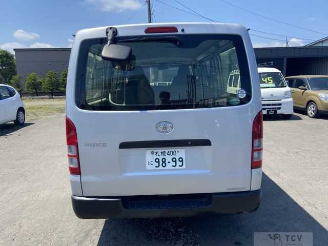 2012 Toyota Hiace