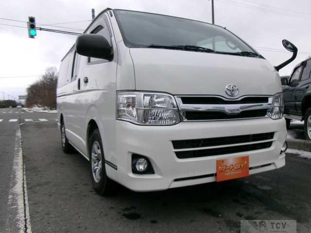 2013 Toyota Hiace
