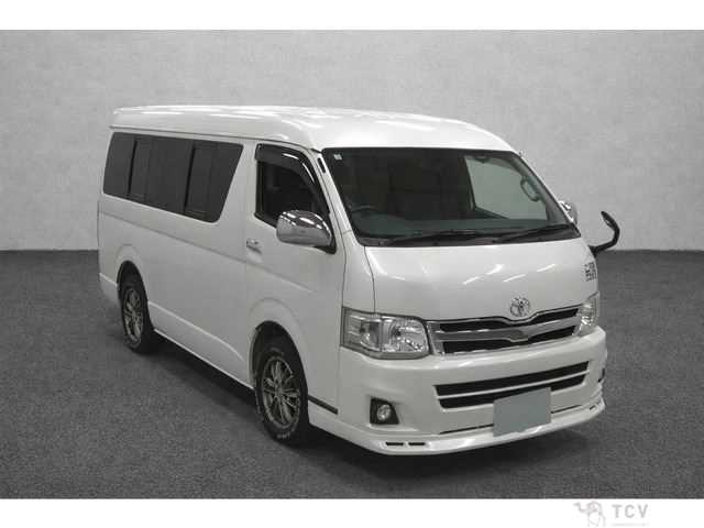 2013 Toyota Hiace
