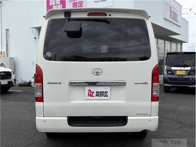 2014 Toyota Hiace