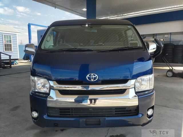 2015 Toyota Hiace