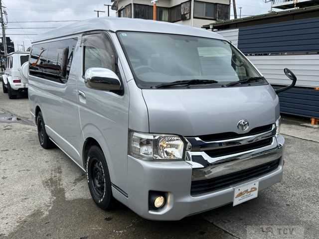 2015 Toyota Hiace