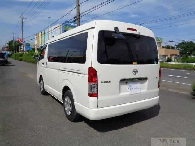 2017 Toyota Hiace
