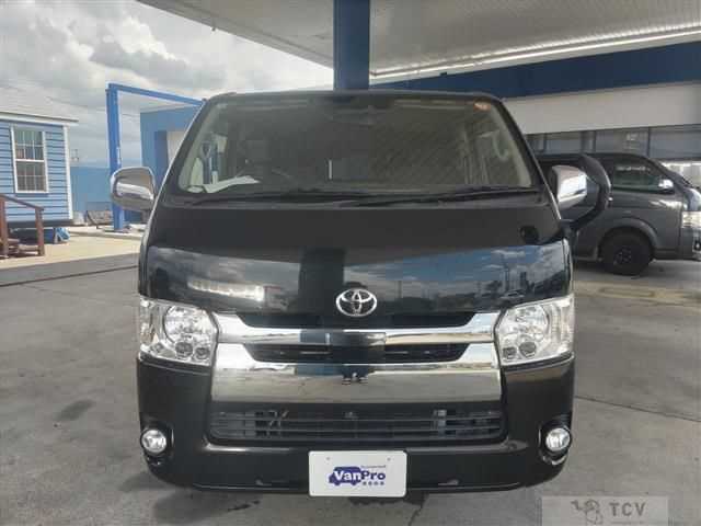 2018 Toyota Hiace