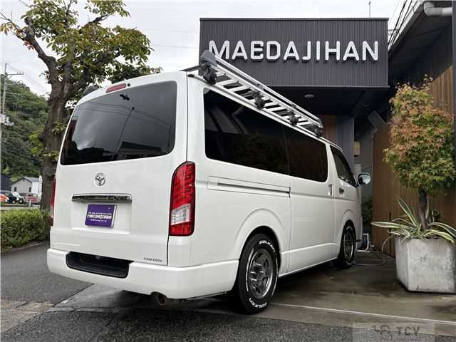 2018 Toyota Hiace