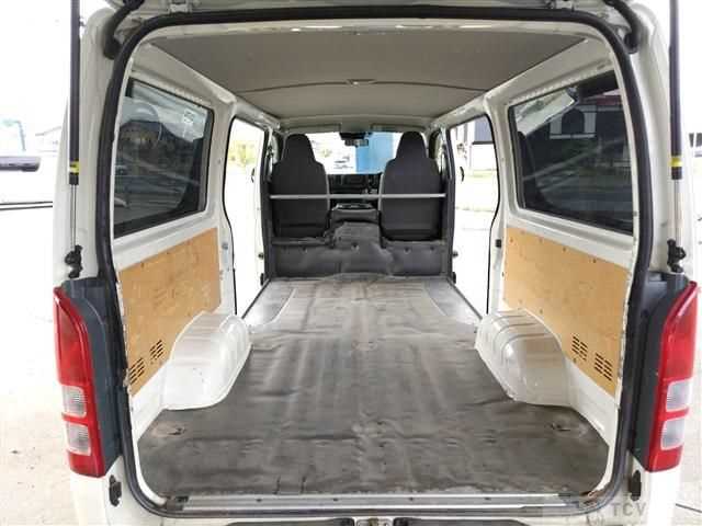 2020 Toyota Hiace
