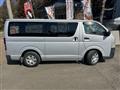 2005 Toyota Hiace Van