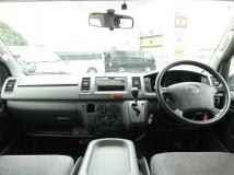 2005 Toyota Hiace Van