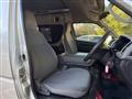 2005 Toyota Hiace Van