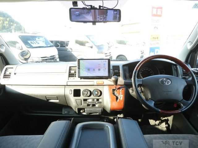 2006 Toyota Hiace Van