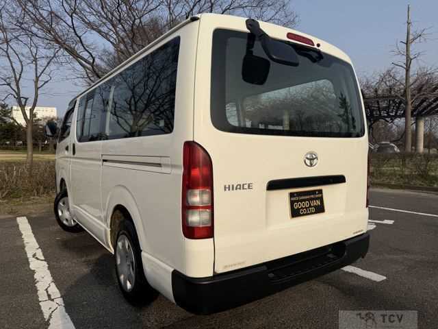 2007 Toyota Hiace Van