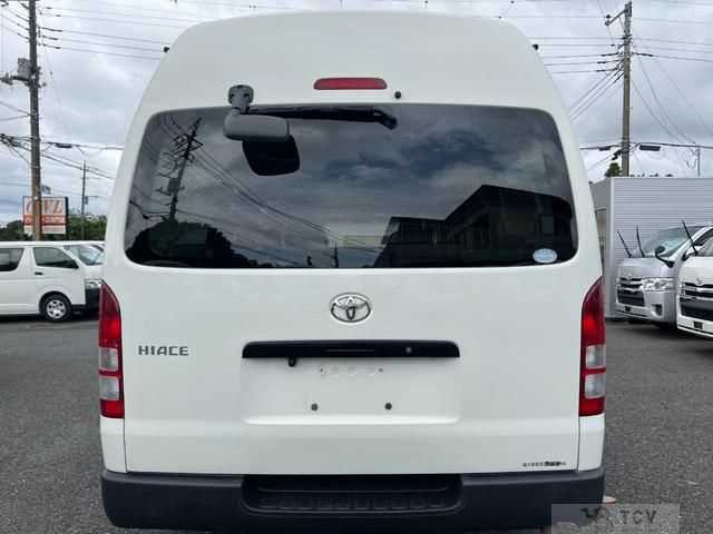 2008 Toyota Hiace Van