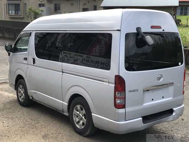 2011 Toyota Hiace Van