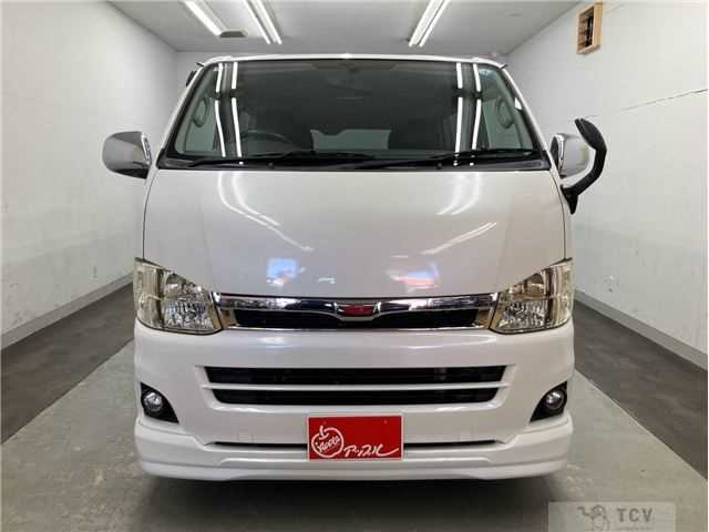 2011 Toyota Hiace Van