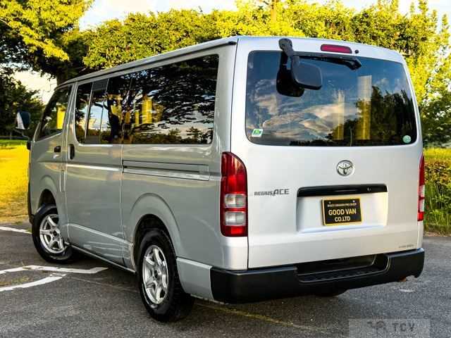 2012 Toyota Hiace Van