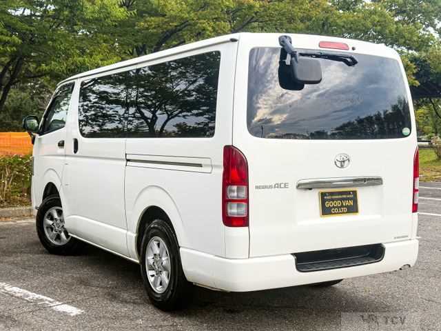 2012 Toyota Hiace Van