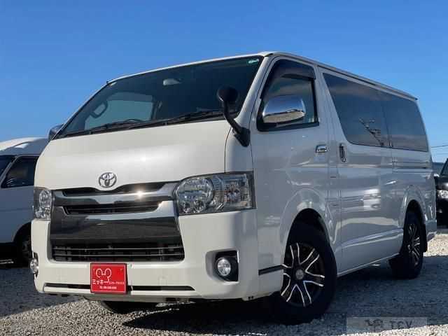 2015 Toyota Hiace Van
