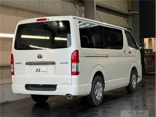 2015 Toyota Hiace Van