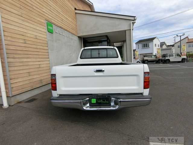 2001 Toyota Hilux