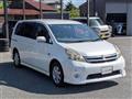 2007 Toyota Isis