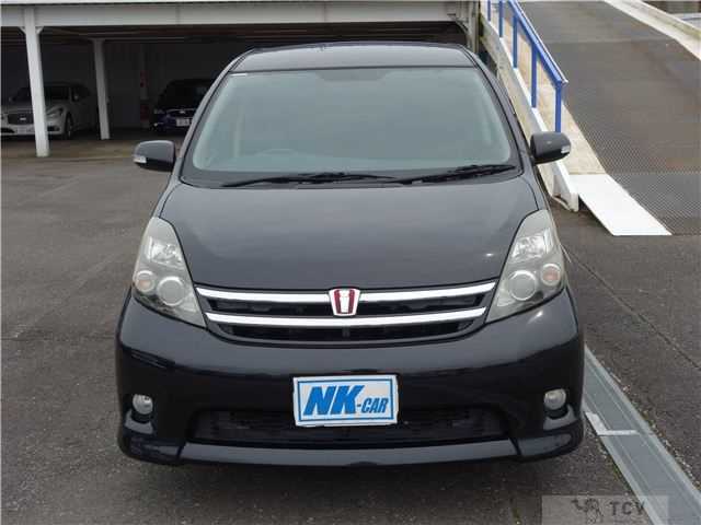 2010 Toyota Isis