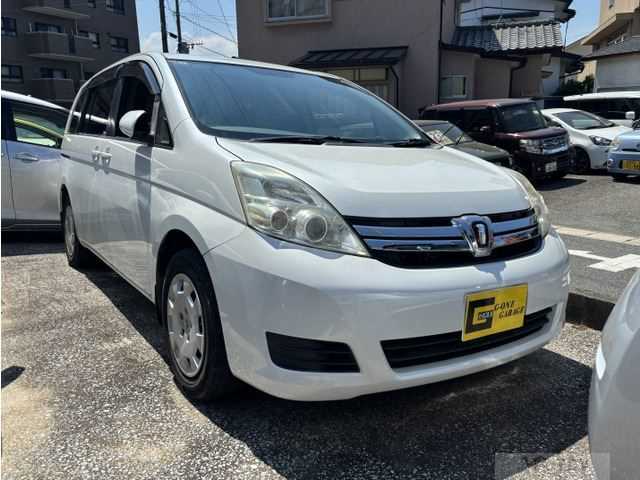 2011 Toyota Isis