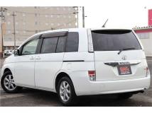 2011 Toyota Isis
