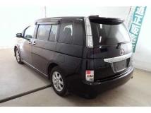 2011 Toyota Isis
