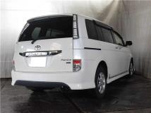 2012 Toyota Isis