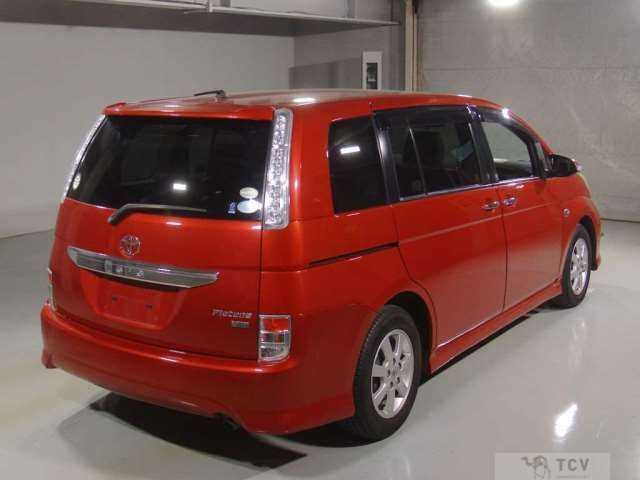 2013 Toyota Isis