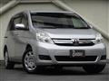 2013 Toyota Isis