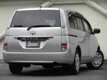 2013 Toyota Isis