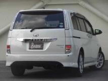 2013 Toyota Isis