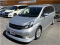 2014 Toyota Isis
