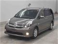 2014 Toyota Isis