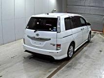 2015 Toyota Isis