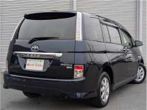 2015 Toyota Isis