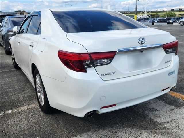 2013 Toyota Mark X