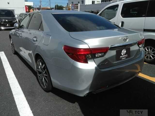 2013 Toyota Mark X