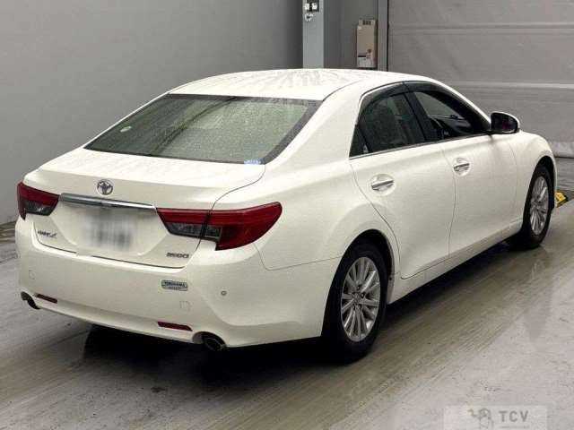 2013 Toyota Mark X