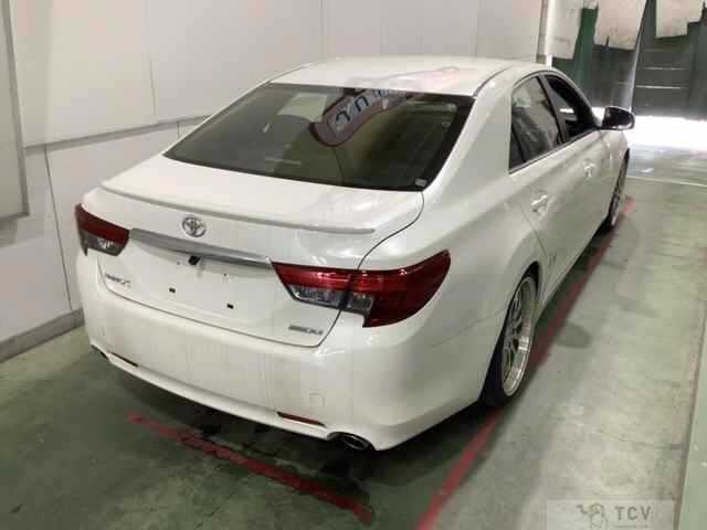 2016 Toyota Mark X