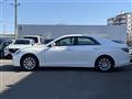 2017 Toyota Mark X