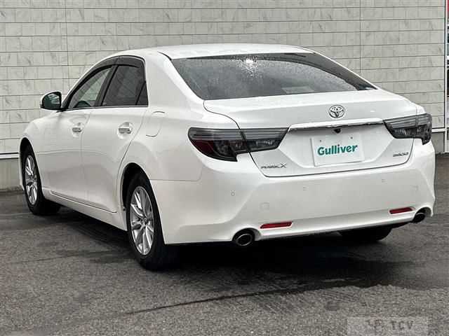 2017 Toyota Mark X