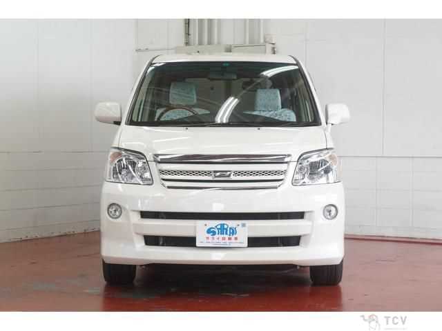 2007 Toyota Noah