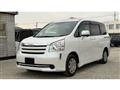 2008 Toyota Noah